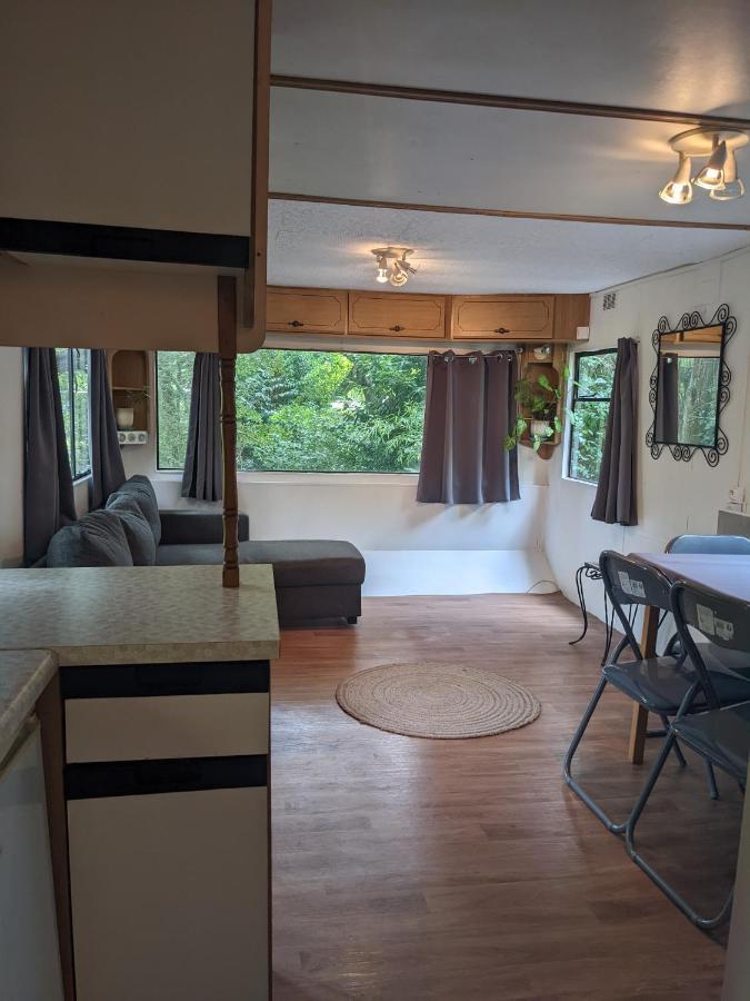 Mobile Home Situe Au Coeur Du Lac Blangy-le-Château Екстериор снимка