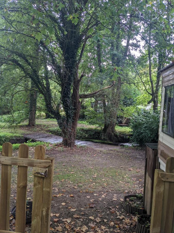 Mobile Home Situe Au Coeur Du Lac Blangy-le-Château Екстериор снимка