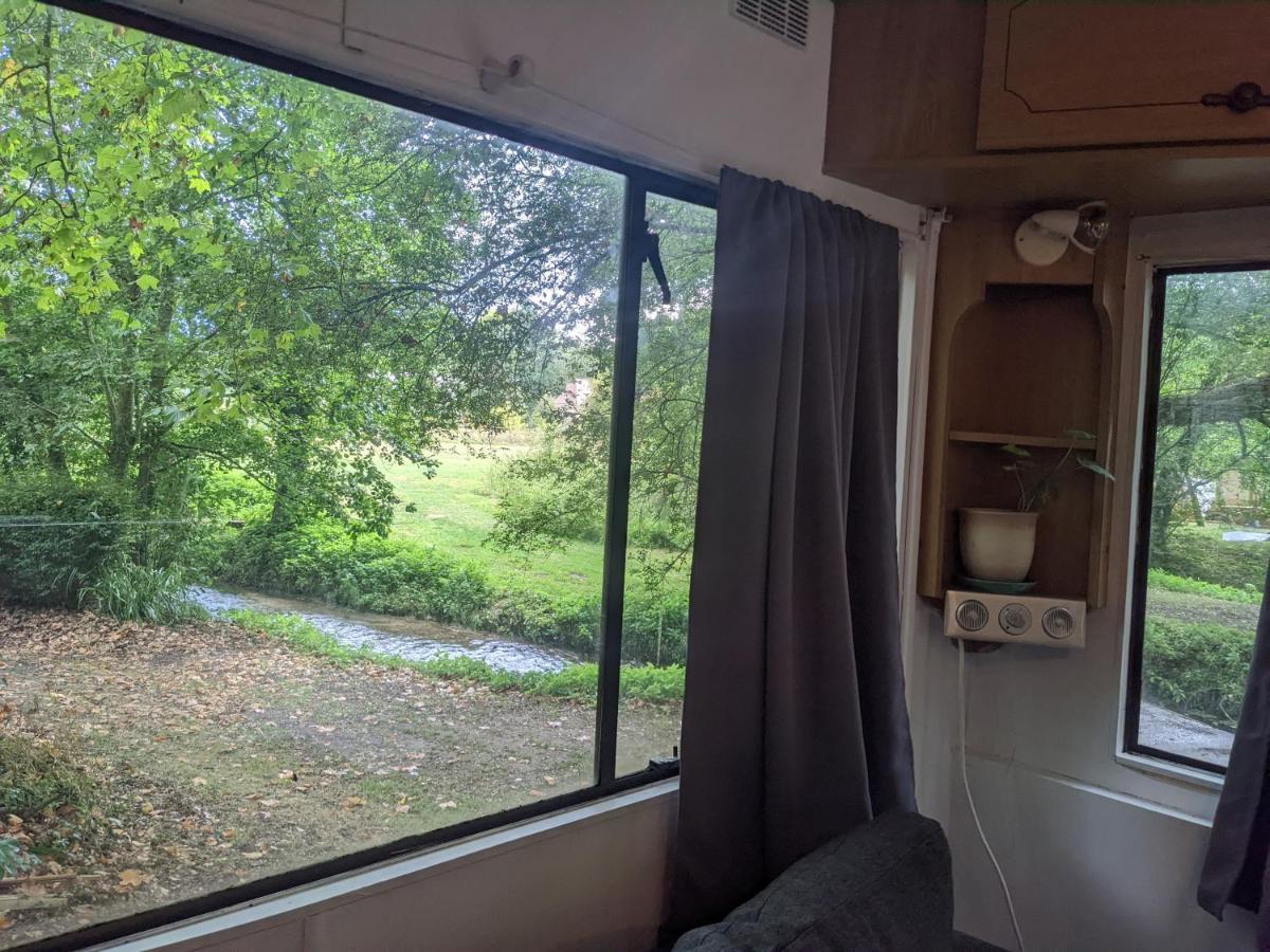 Mobile Home Situe Au Coeur Du Lac Blangy-le-Château Екстериор снимка